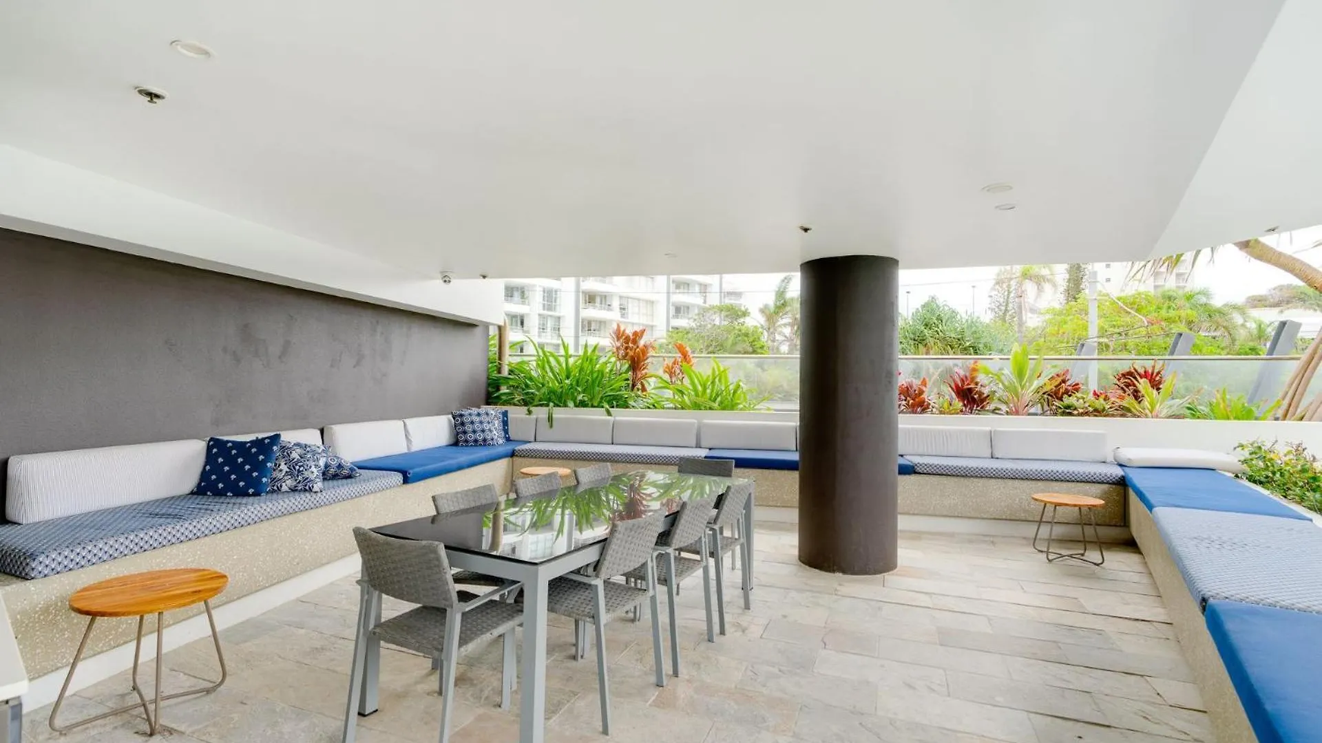 Stunning High Level Deluxe Apartment At Rhapsody 黄金海岸