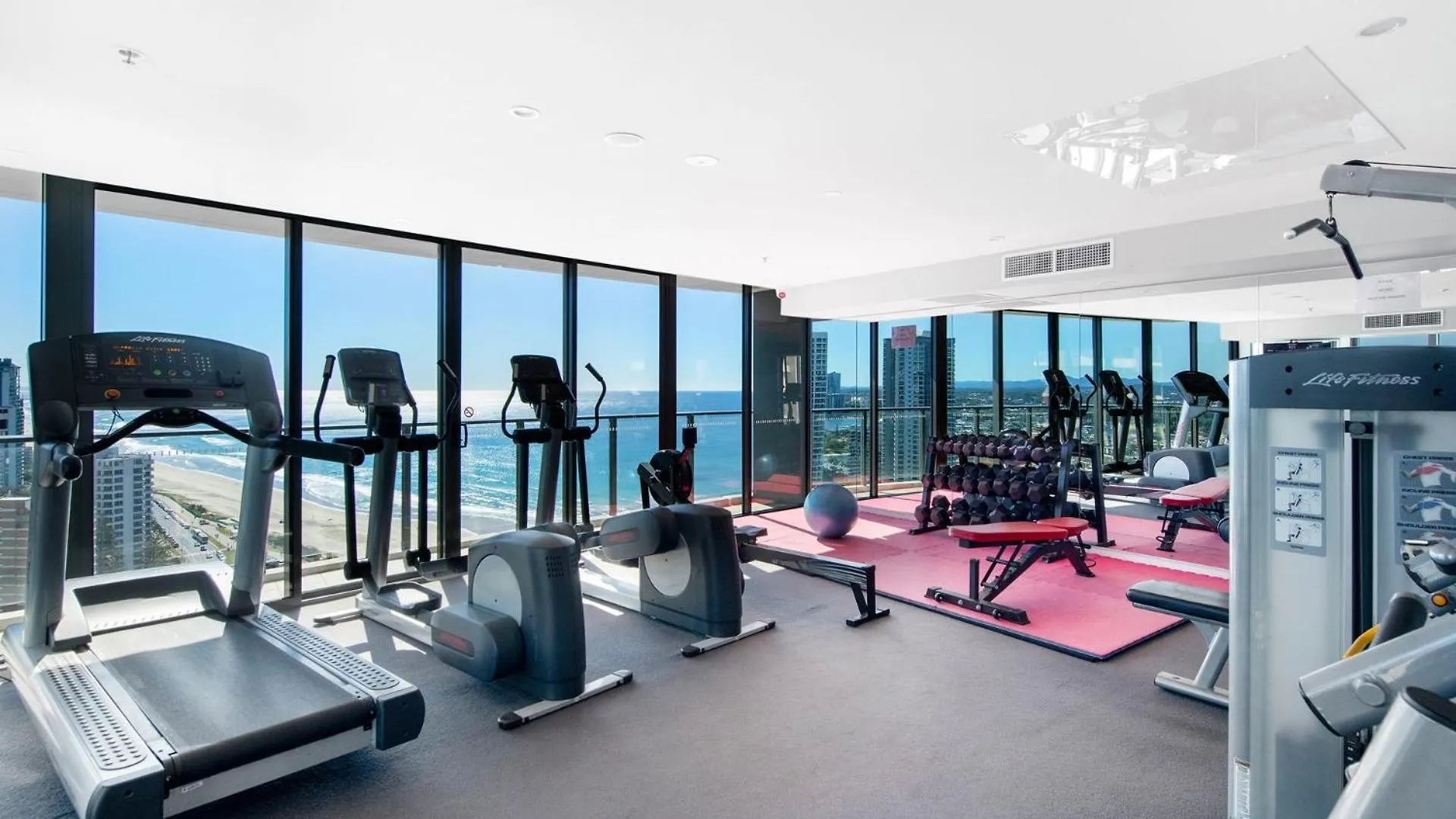 Stunning High Level Deluxe Apartment At Rhapsody 黄金海岸