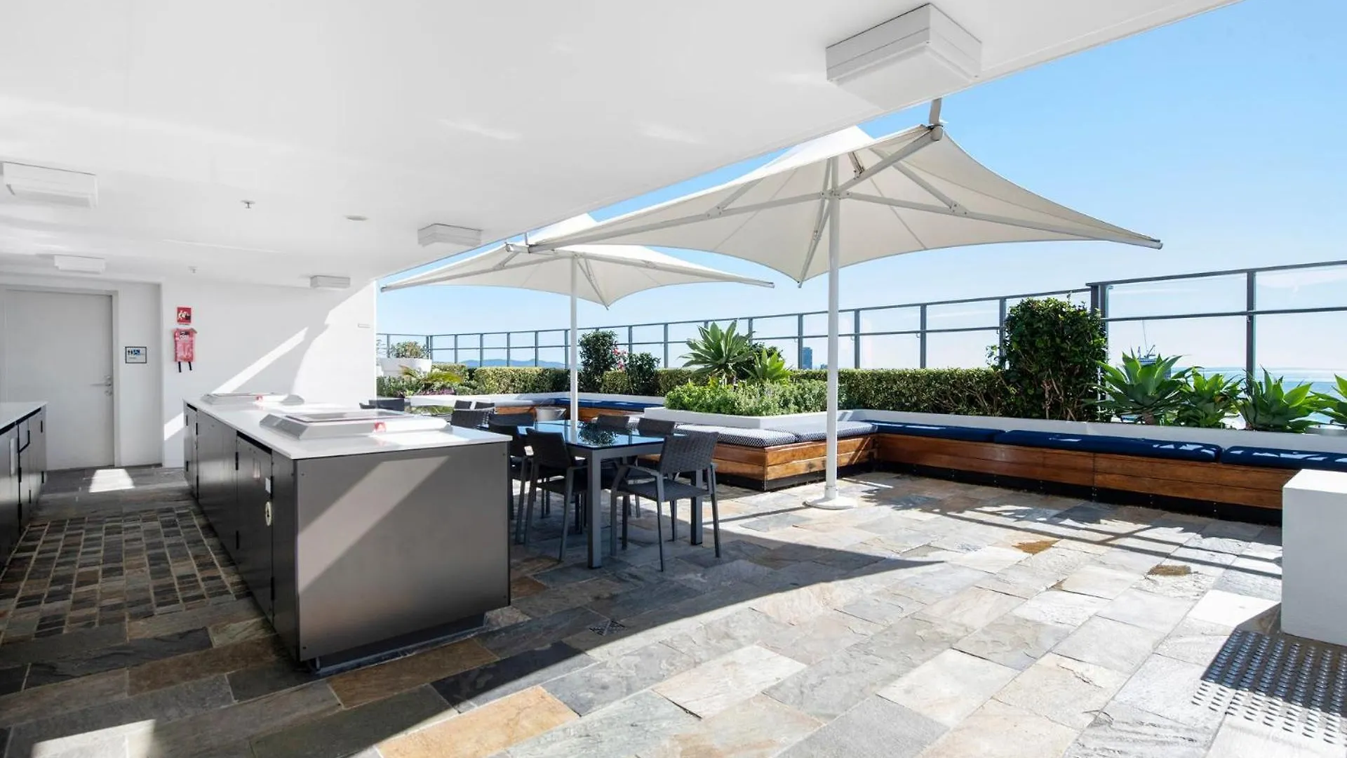 Stunning High Level Deluxe Apartment At Rhapsody 黄金海岸
